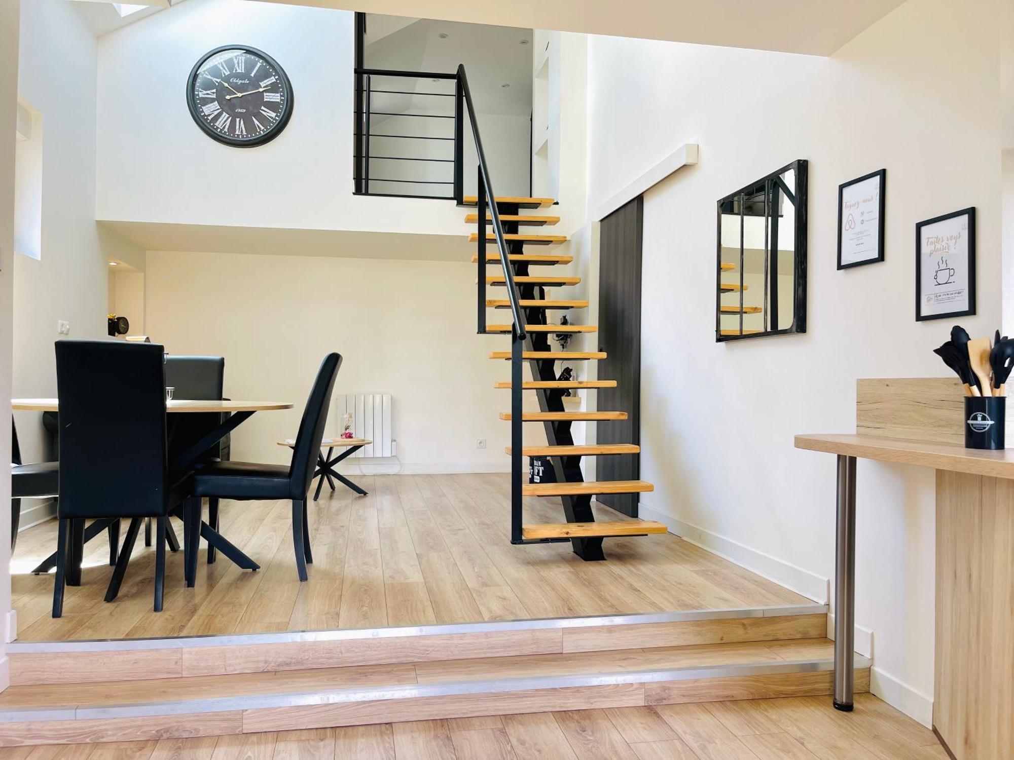 Loft De Charme Avec Parking, Jardin Et Terrasse Villa Saint-Pryve-Saint-Mesmin Bagian luar foto